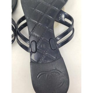 Chanel Black Jelly Camellia Interlocking CC Thong Sandals 40 EU