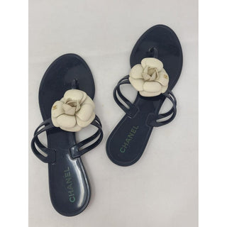 Chanel Black Jelly Camellia Interlocking CC Thong Sandals 40 EU