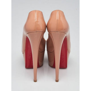Christian Louboutin Victoria beige patent leather pumps 38.5 EU