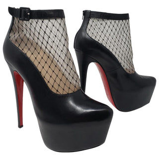 Saint Laurent handbags Cassandra black Look of Lux pre-owned luxury fashion