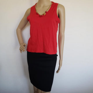 Louis Vuitton Red LV logo charm embellished cotton t-shirt M sz