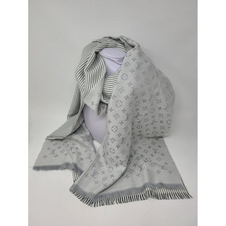 Louis Vuitton Grey LV Monogram wool oversized scarf