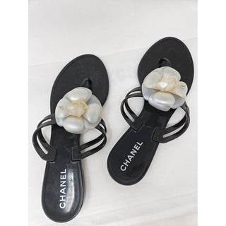 Chanel Black Jelly Camellia Interlocking CC Thong Sandals 39 sz