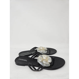 Chanel Black Jelly Camellia Interlocking CC Thong Sandals 39 sz