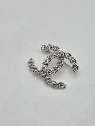 Chanel Silver-tone 2022 CC Chain Link Brooch