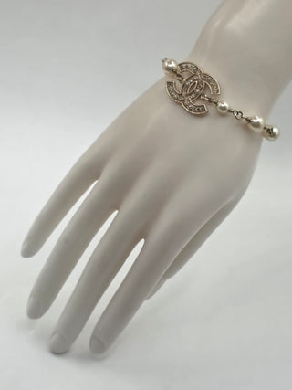 Chanel Gold-tone Faux Pearl Strass Interlocking CC Station Bracelet