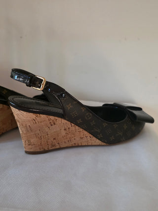 Louis Vuitton Brown LV Monogram Bow Accents Slingback Pumps 39.5 sz