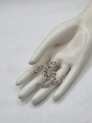 Chanel Silver-tone 2022 CC Chain Link Brooch