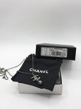 Chanel Silver-tone Faux Pearl Strass Interlocking CC Pendant Necklace