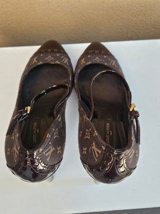 Louis Vuitton Brown LV Monogram Nylon Pumps 37 sz