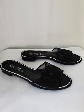 CHANEL Black Mesh Camellia Flower Open Toe Flat Sandals 39.5 sz