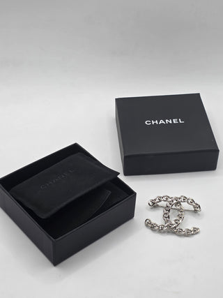 Chanel Silver-tone 2022 CC Chain Link Brooch