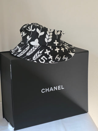 Chanel Black Interlocking CC Printed bucket hat M sz