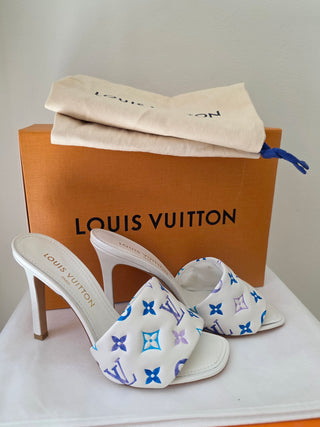 Louis Vuitton White Blue LV Monogram Leather Slides 40 sz