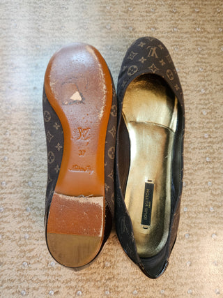 Louis Vuitton Brown LV Monogram Canvas Ballet Flats 37 sz