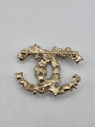 Chanel Gold-tone Metal Crystal Pearl White Nacre CC Brooch