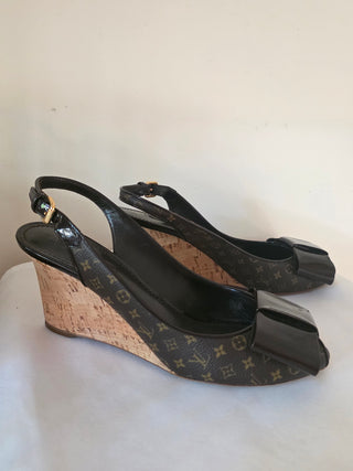 Louis Vuitton Brown LV Monogram Bow Accents Slingback Pumps 39.5 sz