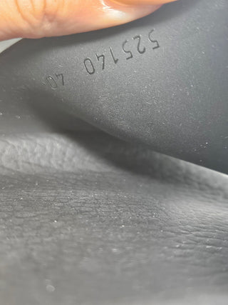 Gucci Black rubber GGbsignature logo printed sandals 40 sz