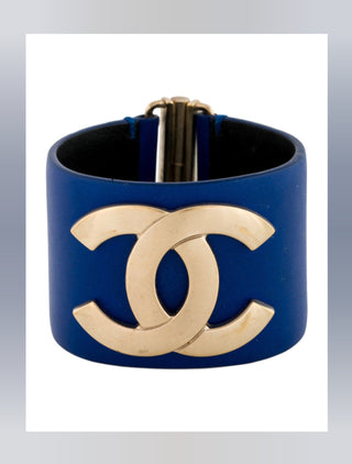 Chanel Blue Leather Interlocking CC Wide Wrap Bracelet M sz