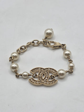 Chanel Gold-tone Faux Pearl Strass Interlocking CC Station Bracelet