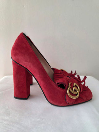 Gucci Red Suede Fringe Trim Accent Pumps 39 sz