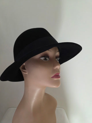 Black Gucci Felt Fedora GG Logo Hat L sz