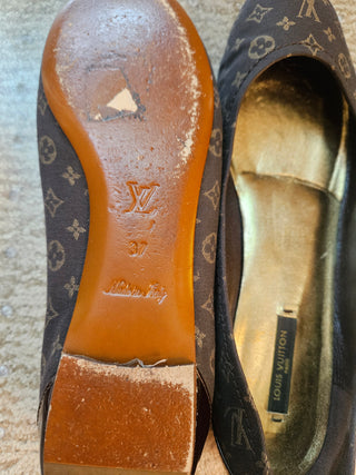 Louis Vuitton Brown LV Monogram Canvas Ballet Flats 37 sz