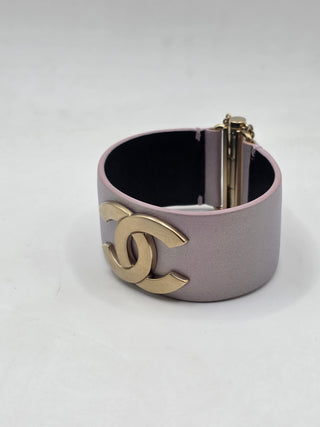 Chanel Metallic Purple Leather Interlocking CC Wrap Bracelet