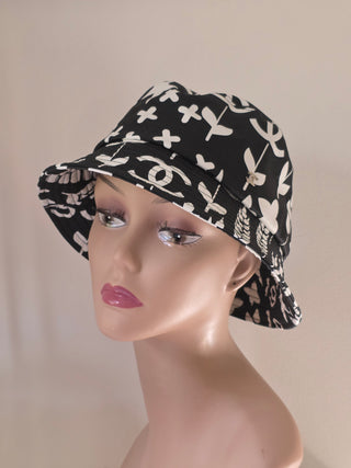 Chanel Black Interlocking CC Printed bucket hat M sz