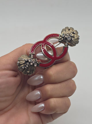 Chanel Silver-tone Strass Enamel Interlocking CC Brooch