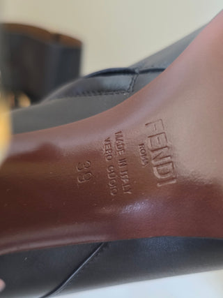 Fendi Black leather Gold-tone logo heels ankle boots 39 sz