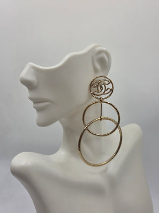 Chanel Gold-tone Interlocking CC Circle Drop Earrings