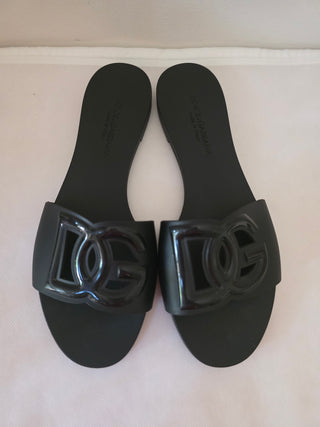 Dolce & Gabbana Black DG logo 
Rubber Slides 39 sz