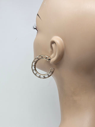 Stunning Chanel Gold-tone 2019 Interlocking CC Logo hoop earrings
