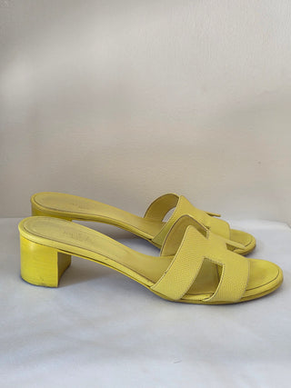 Hermès Yellow Oasis H Logo Slides 39.5 sz
