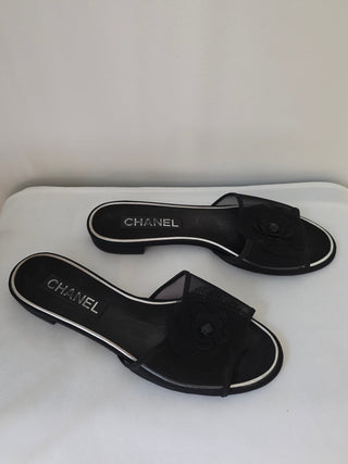 CHANEL Black Mesh Camellia Flower Open Toe Flat Sandals 39.5 sz