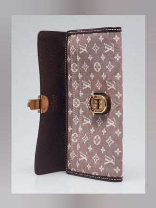 Louis Vuitton Red Sepia LV Monogram Idylle Canvas Sarah Wallet