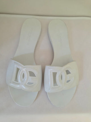 Dolce & Gabbana white rubber DG logo cutout sandals 39 sz