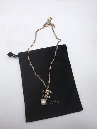 Chanel Gold-tone Faux Pearl Interlocking Pendant Necklace