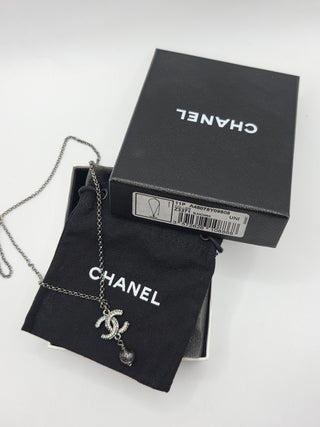 Chanel Silver-tone Faux Pearl Strass Interlocking CC Pendant Necklace