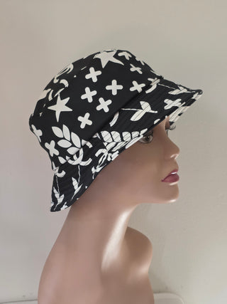 Chanel Black Interlocking CC Printed bucket hat M sz