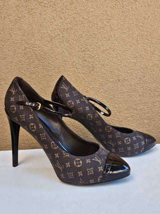Louis Vuitton Brown LV Monogram Nylon Pumps 37 sz