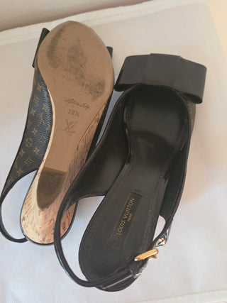 Louis Vuitton Brown LV Monogram Bow Accents Slingback Pumps 39.5 sz
