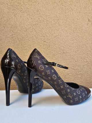Louis Vuitton Brown LV Monogram Nylon Pumps 37 sz