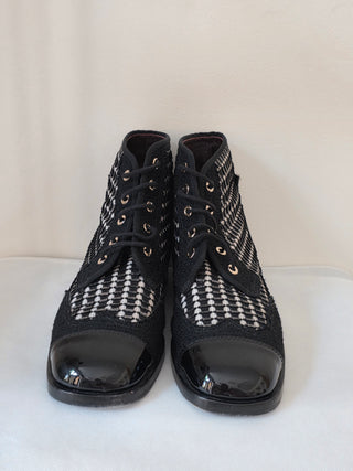 Chanel 2017 Tweed Pattern Logo Embellished Combat Boots 39 sz