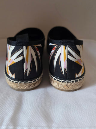 Fendi Black Logo Printed round-toe espadrilles 40 sz