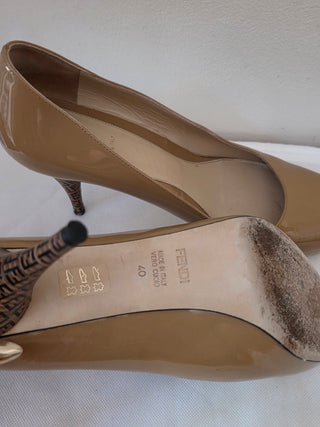 Fendi Brown Patent Leather FF Zucca Logo Pumps 40 sz