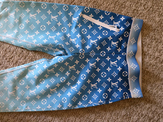 Louis Vuitton Blue multicolor
2021 LV Printed Pant Set XS