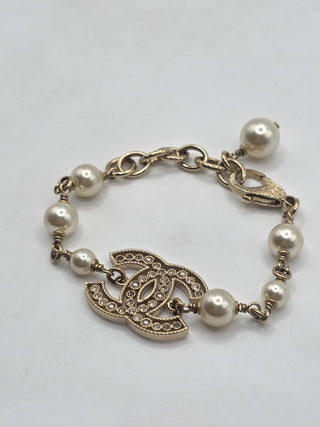 Chanel Gold-tone Faux Pearl Strass Interlocking CC Station Bracelet