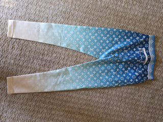 Louis Vuitton Blue multicolor
2021 LV Printed Pant Set XS